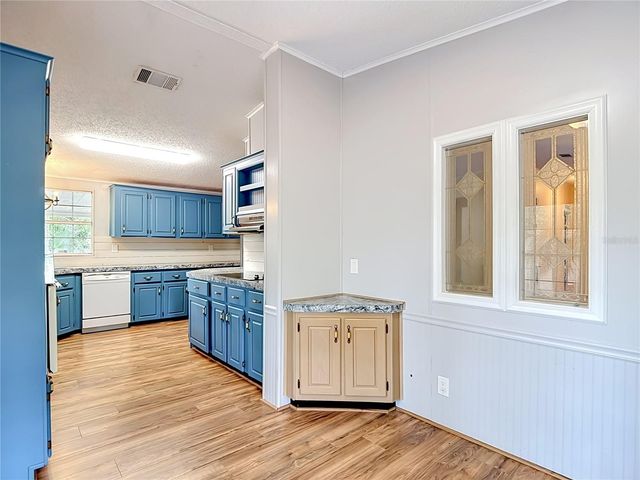 38906 ALSTON AVENUE, Zephyrhills, FL 33542