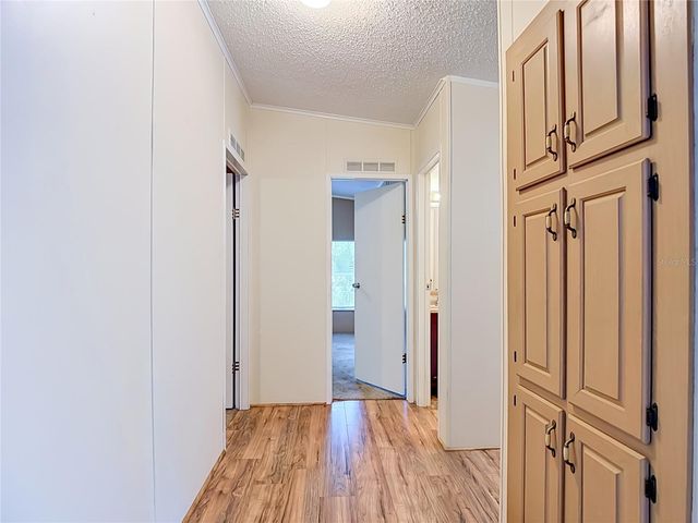 38906 ALSTON AVENUE, Zephyrhills, FL 33542