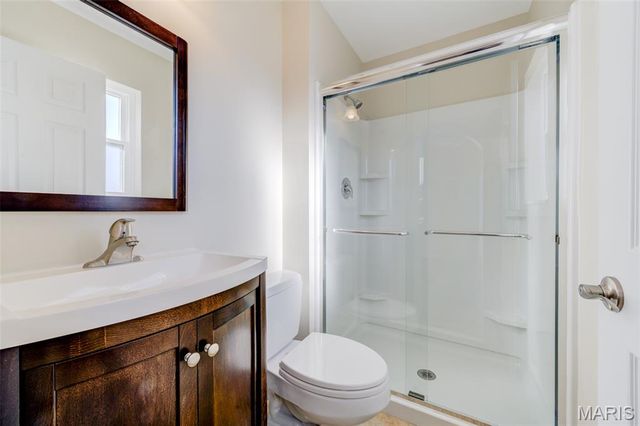 7057 Howdershell Road, Hazelwood, MO 63042