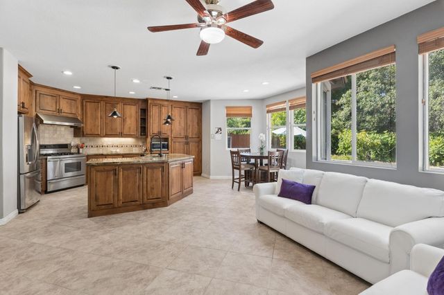 600 Fisher Cir, Folsom, CA 95630