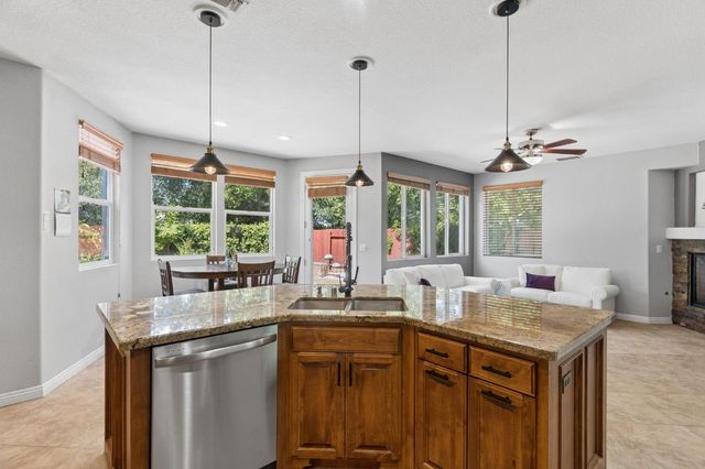 600 Fisher Cir, Folsom, CA 95630