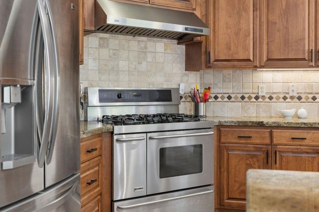 600 Fisher Cir, Folsom, CA 95630