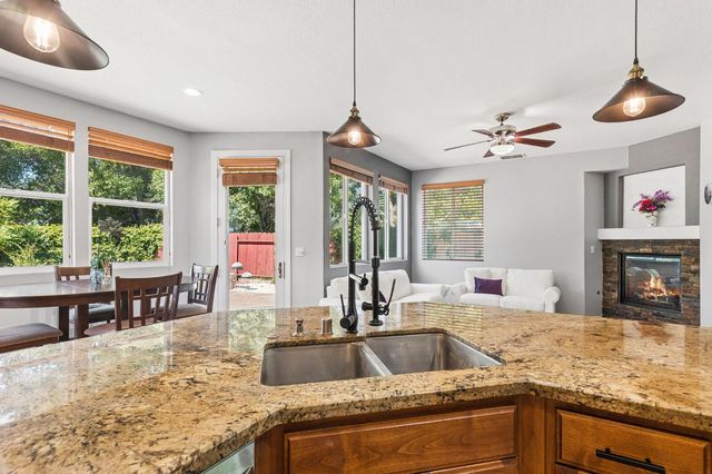 600 Fisher Cir, Folsom, CA 95630