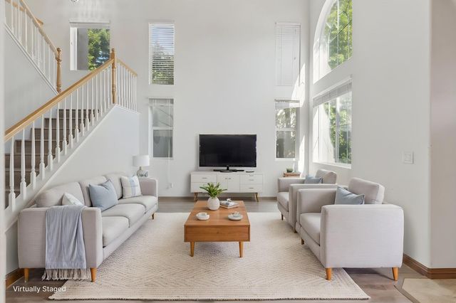 600 Fisher Cir, Folsom, CA 95630