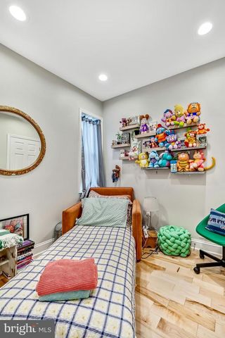 2516 S HICKS ST, Philadelphia, PA 19145
