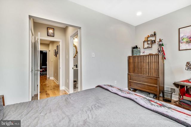 2516 S HICKS ST, Philadelphia, PA 19145