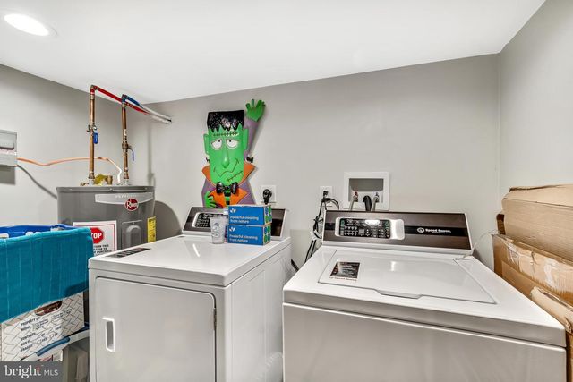 2516 S HICKS ST, Philadelphia, PA 19145