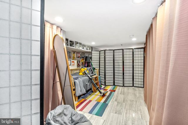 2516 S HICKS ST, Philadelphia, PA 19145