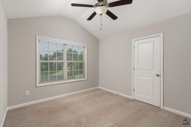 107 Taylor Leigh Court, Kathleen, GA 31047