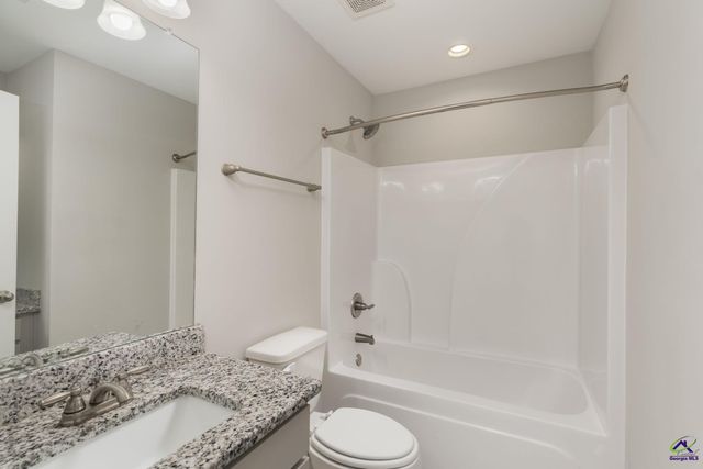 107 Taylor Leigh Court, Kathleen, GA 31047