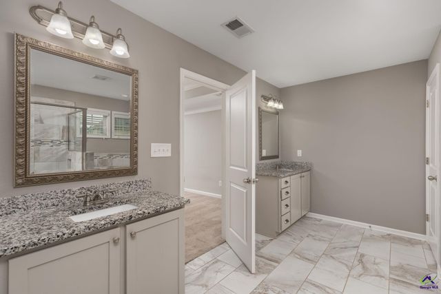 107 Taylor Leigh Court, Kathleen, GA 31047