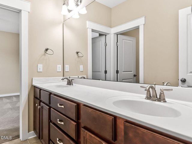 8920 Tara Hill Lane, Wake Forest, NC 27587