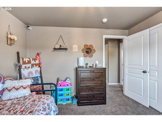 1051 35TH Ave, Forest Grove, OR 97116