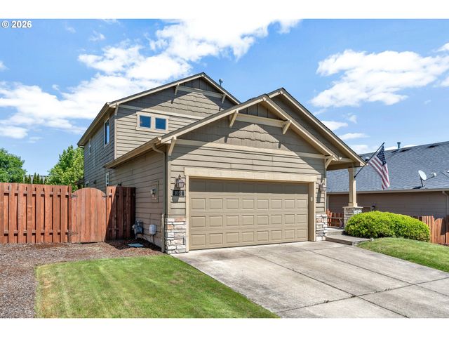 1051 35TH Ave, Forest Grove, OR 97116
