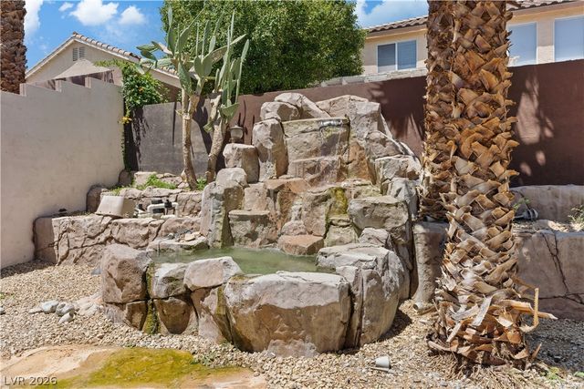 9272 West Viking Road, Las Vegas, NV 89147