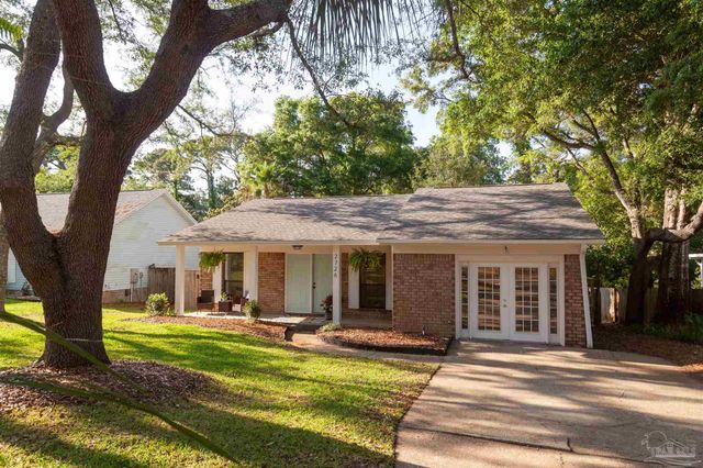 2726 Sanibel Pl, Gulf Breeze, FL 32563
