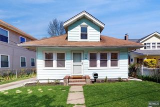 292 Pindle Avenue, Englewood, NJ 07631