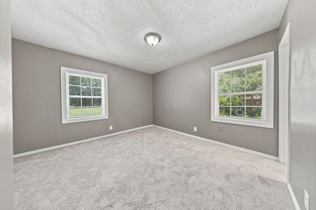 2420 Cloverdale Street, Arlington, TX 76010