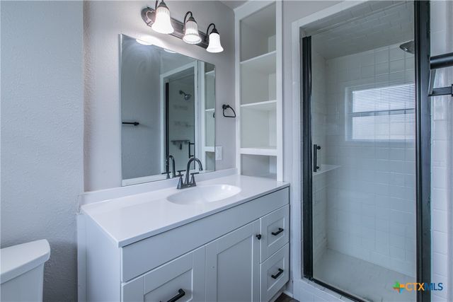 213 E Upshaw Avenue, Temple, TX 76501
