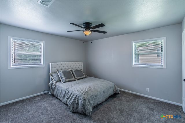 213 E Upshaw Avenue, Temple, TX 76501