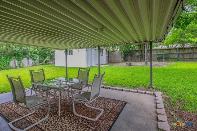 213 E Upshaw Avenue, Temple, TX 76501