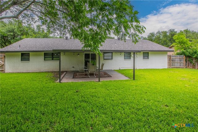 213 E Upshaw Avenue, Temple, TX 76501