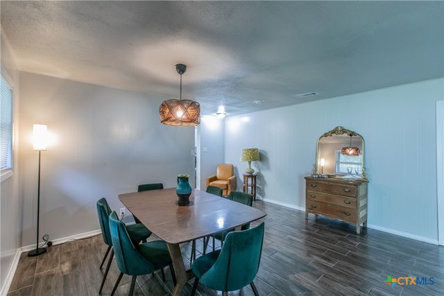 213 E Upshaw Avenue, Temple, TX 76501