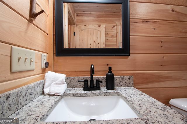 132 Lanes Way, Murphy, NC 28906