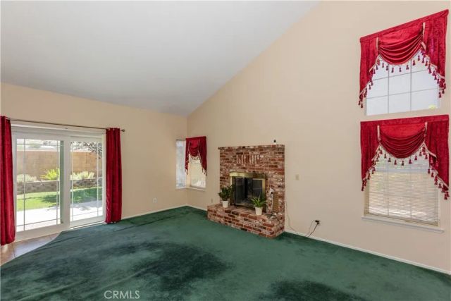 422 Sherwood Place, Tehachapi, CA 93561