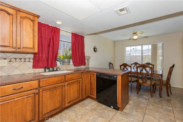 422 Sherwood Place, Tehachapi, CA 93561
