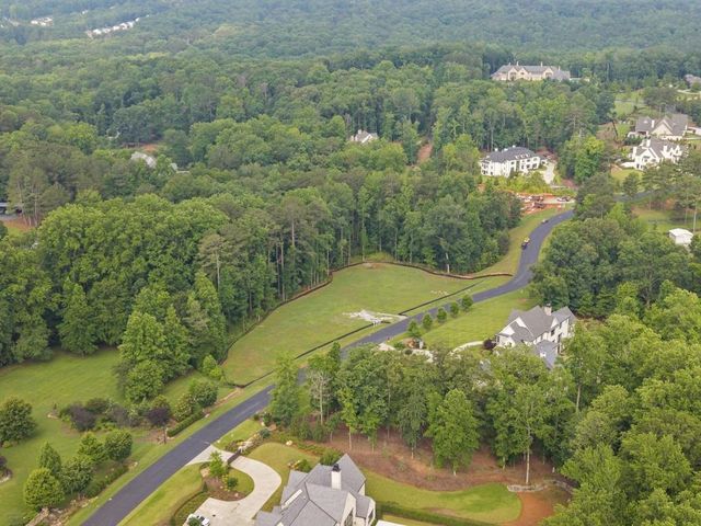 535 Lost River Bnd, Milton, GA 30004