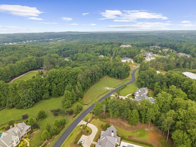 535 Lost River Bnd, Milton, GA 30004