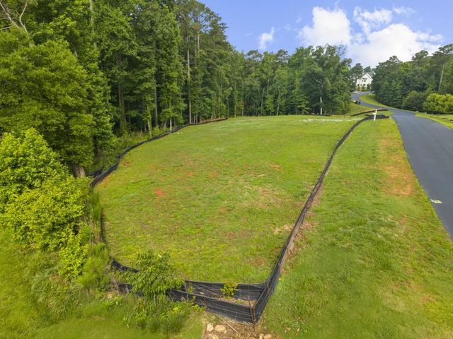 535 Lost River Bnd, Milton, GA 30004