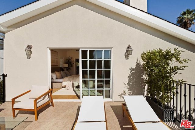 4381 Ave. Lemp Avenue, Los Angeles, CA 91604