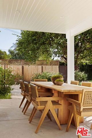 4381 Ave. Lemp Avenue, Los Angeles, CA 91604