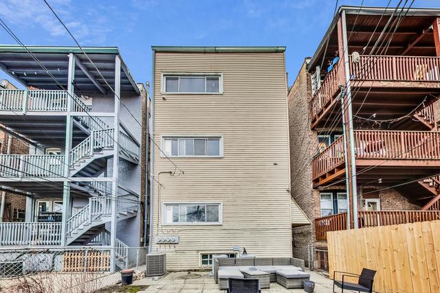 3330 W Hutchinson Street 3, Chicago, IL 60618