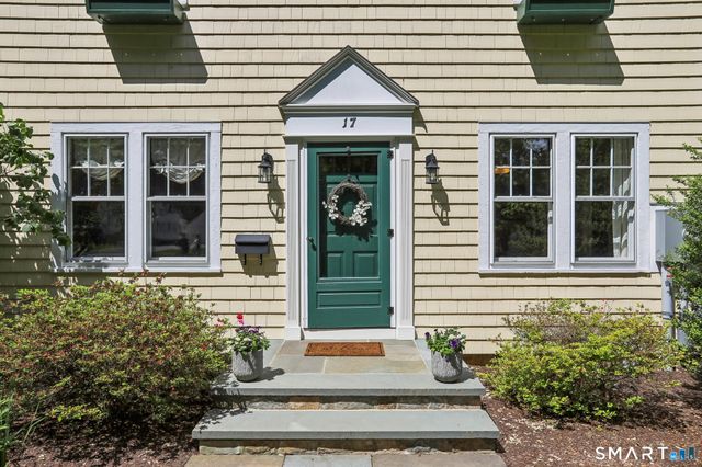 17 Ridge Road, Danbury, CT 06810