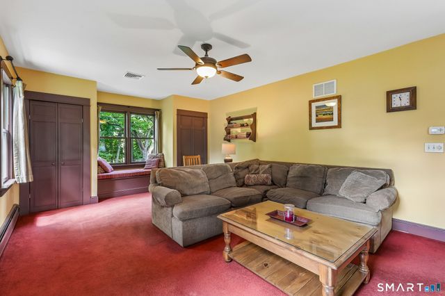 17 Ridge Road, Danbury, CT 06810