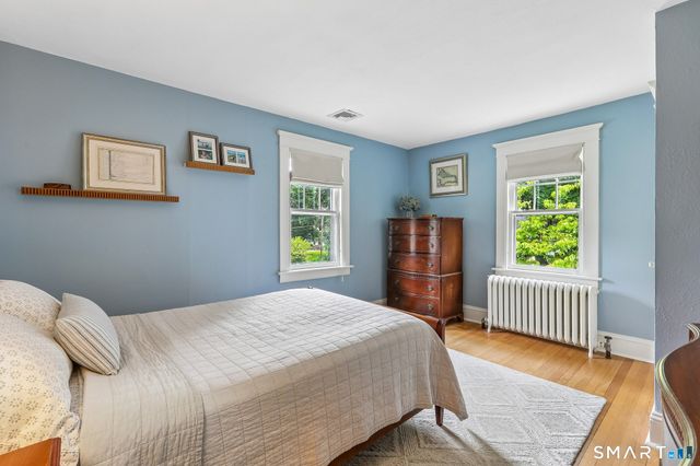 17 Ridge Road, Danbury, CT 06810
