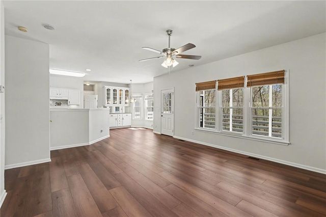 316 Hollow Springs Drive, Hiram, GA 30141