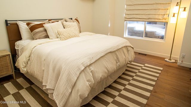 3711 E Tobler Rd, Hayden, ID 83835