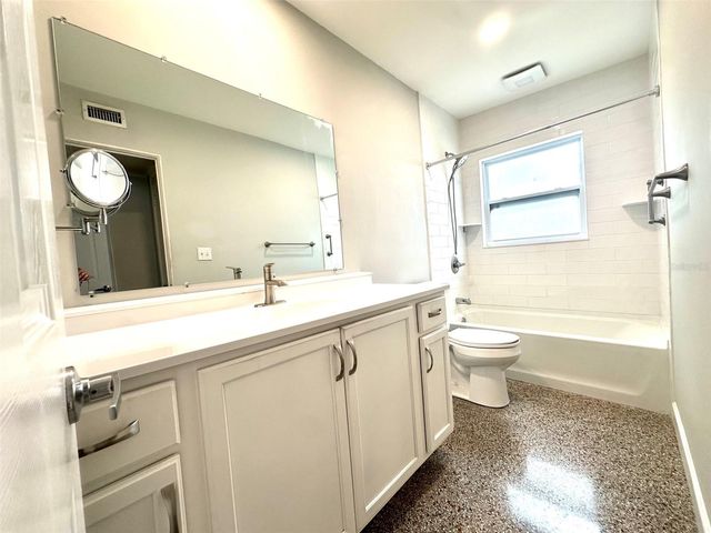 126 11TH AVENUE SW, Largo, FL 33770