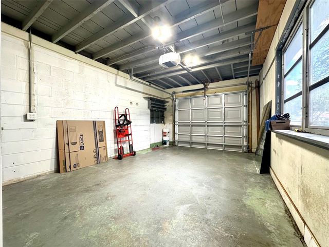 126 11TH AVENUE SW, Largo, FL 33770