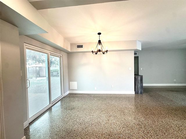126 11TH AVENUE SW, Largo, FL 33770