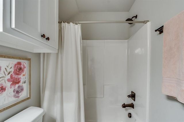 8224 NW 151st Street, Edmond, OK 73013