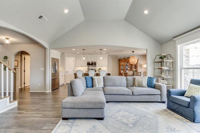 8224 NW 151st Street, Edmond, OK 73013