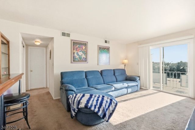 1300 Rock Ave 3, North Plainfield Boro, NJ 07060