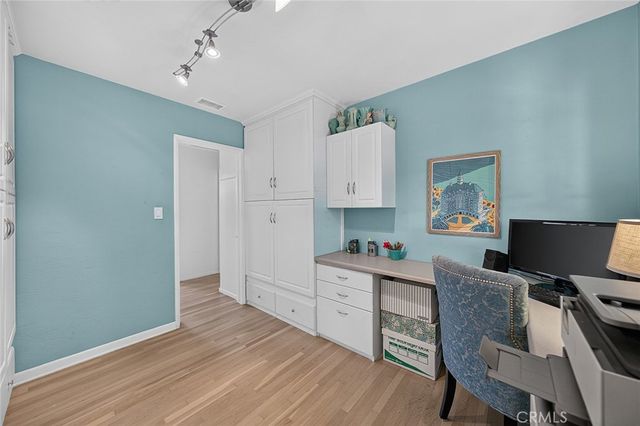 2141 Snowden, Long Beach, CA 90815