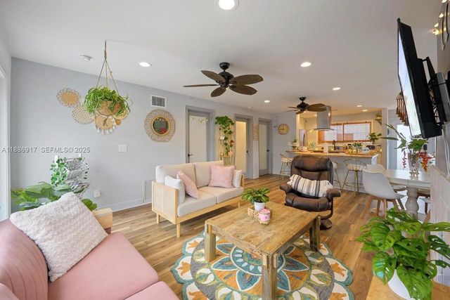 314 New Hampshire Street 23, Hollywood, FL 33019