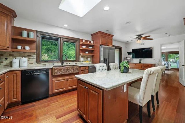 494 California Terrace, Pasadena, CA 91105